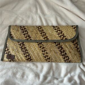 Woven Straw Clutch